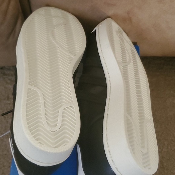 SUPERSTAR - Picture 6 of 6